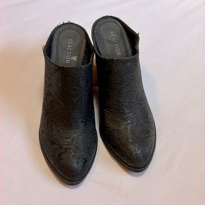 Reaction black healed shoes, size 8 1/2